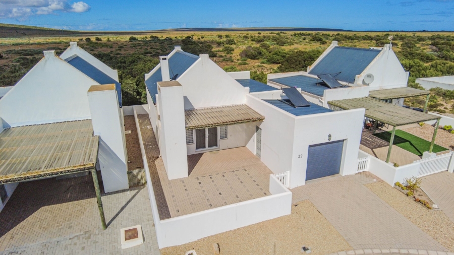 2 Bedroom Property for Sale in Britannia Reef Estate Western Cape